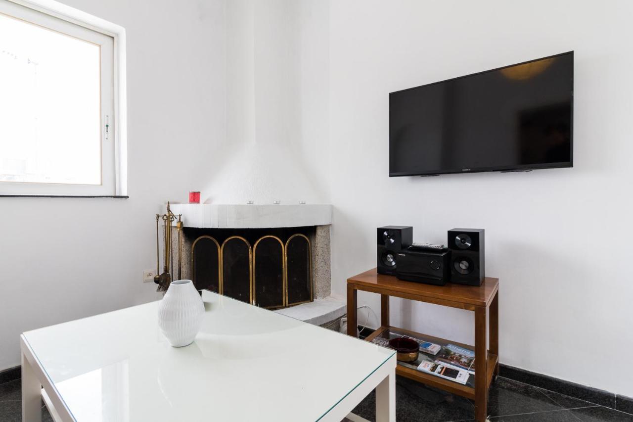 An Adorable Apartment In アテネ エクステリア 写真