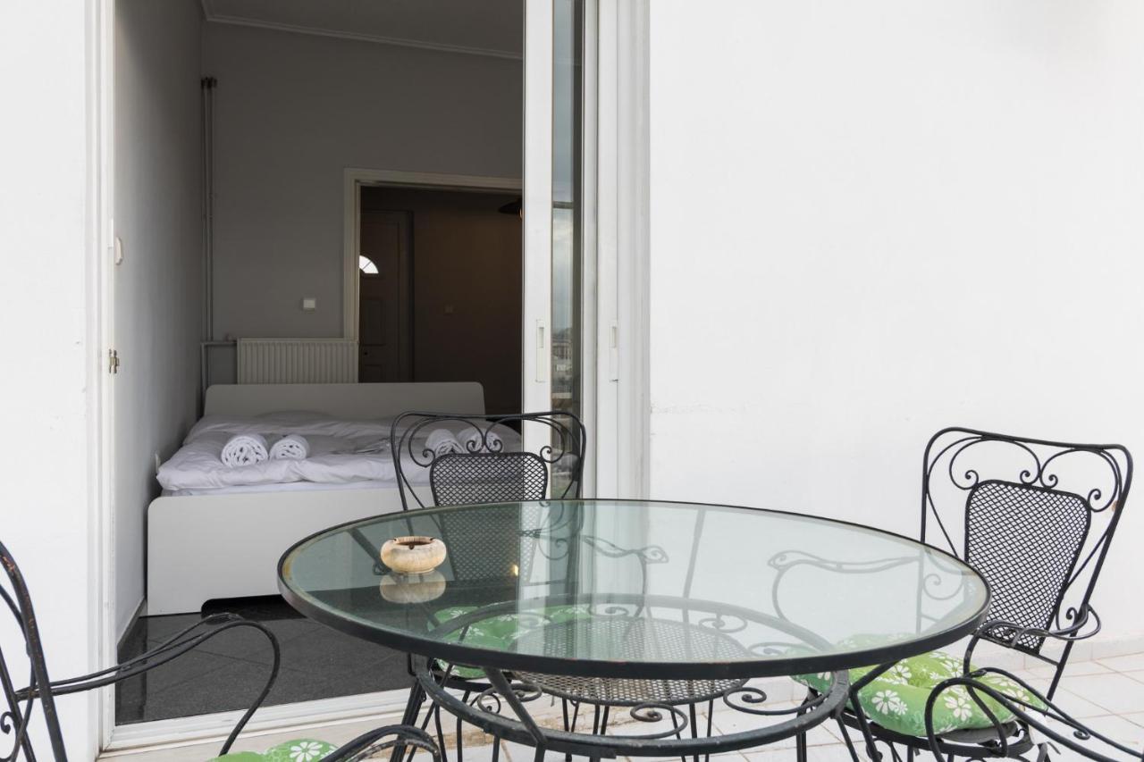 An Adorable Apartment In アテネ エクステリア 写真