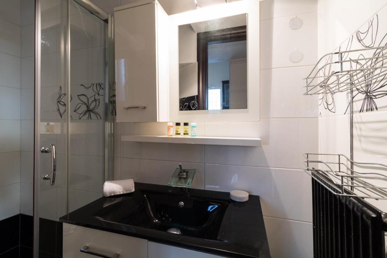 An Adorable Apartment In アテネ エクステリア 写真